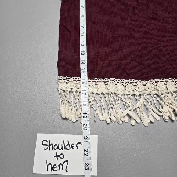 rue21 maroon crop top with crochet tassels women's size large - Picture 4 of 7